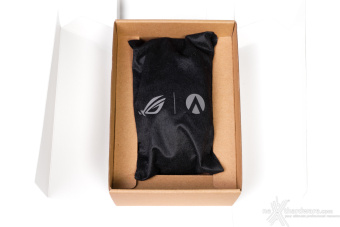 ROG Harpe Ace & ROG Hone Ace Aim Lab Edition 1. Unboxing 3