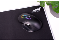 Un mouse wireless dal design modulare per passare in un lampo dall'ufficio al campo di gioco.