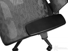 Sharkoon OfficePal C30M 5. Regolazioni ed ergonomia 14