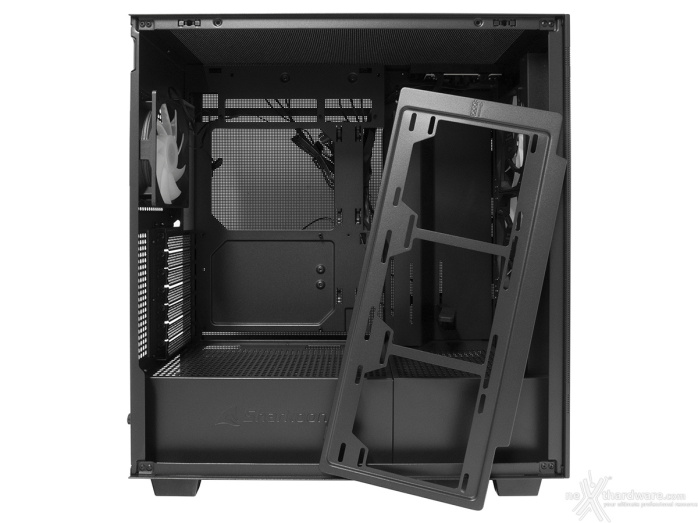 Sharkoon Rebel C50 RGB 3. Interno 6