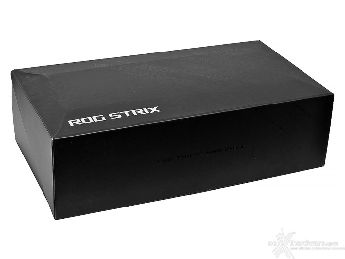 ASUS ROG Strix GeForce RTX 4080 SUPER OC 1. Packaging & Bundle 3
