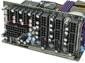 Cooler Master V Platinum 1600 V2 4. Componentistica & Layout - Parte prima 6