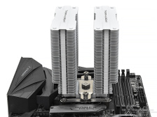Thermalright Peerless Assassin 120 4. Installazione 6