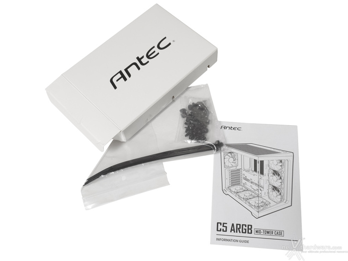 Antec C5 1. Packaging & Bundle 4