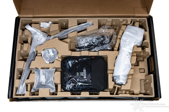 ASUS ROG Swift OLED PG32UCDM 1. Packaging & Bundle 2