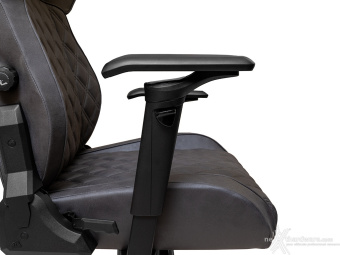 CORSAIR TC500 LUXE 5. Regolazioni ed ergonomia 10