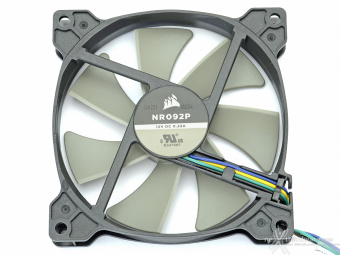 CORSAIR SF1000 (2024) 6. Sistema di raffreddamento 3