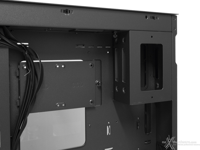 Thermaltake CTE E600 MX 3. Interno 5