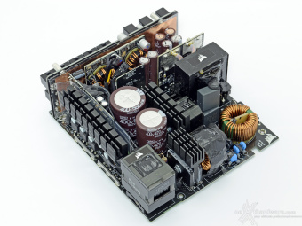 CORSAIR RM1000x (2024) 4. Componentistica & Layout - Parte prima 3