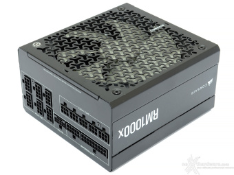 CORSAIR RM1000x (2024) 2. Visto da vicino 1