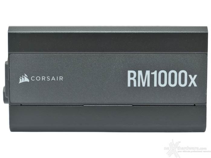 CORSAIR RM1000x (2024) 2. Visto da vicino 3