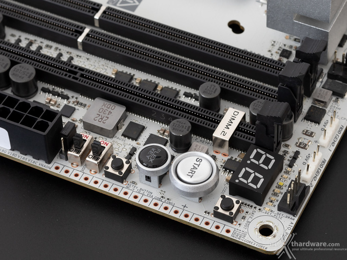 ASUS ROG MAXIMUS Z890 APEX 6. Caratteristiche peculiari 1