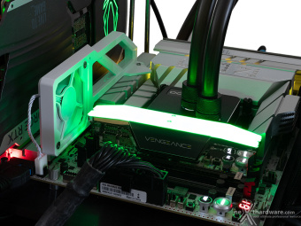 CORSAIR VENGEANCE RGB DDR5 CUDIMM 8400 MT/s 2. Illuminazione RGB 11