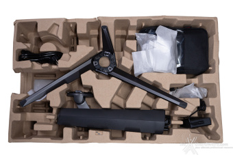 ASUS ROG Swift OLED PG27AQDP 1. Packaging & Bundle 2