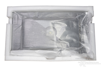 ASUS ROG Swift OLED PG27AQDP 1. Packaging & Bundle 3
