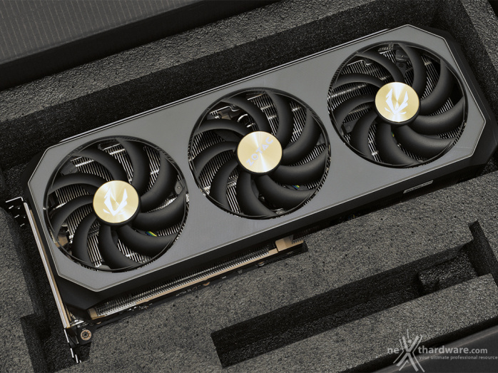 ZOTAC GeForce RTX 5090 AMP Extreme INFINITY 2. Packaging & Bundle 5