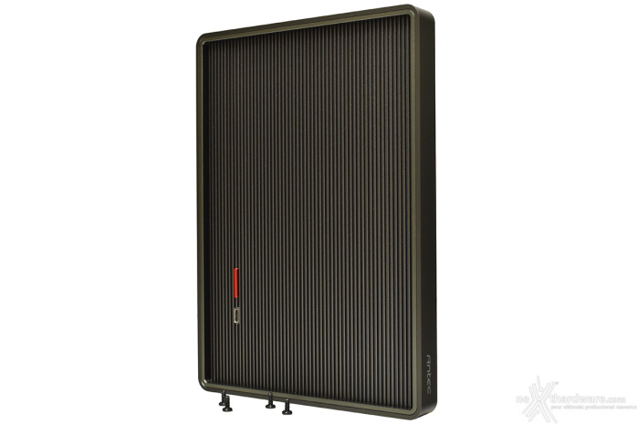 Antec Performance 1 M 2. Esterno 7