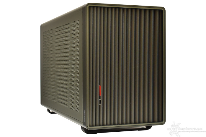 Antec Performance 1 M 2. Esterno 5