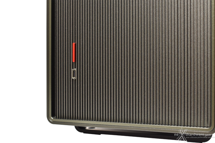 Antec Performance 1 M 2. Esterno 6