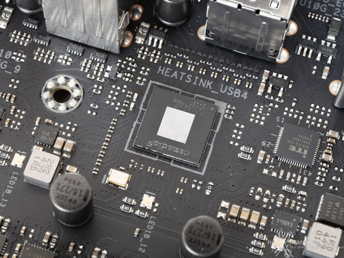 ASUS ROG CROSSHAIR X870E APEX 5. Connettività 17
