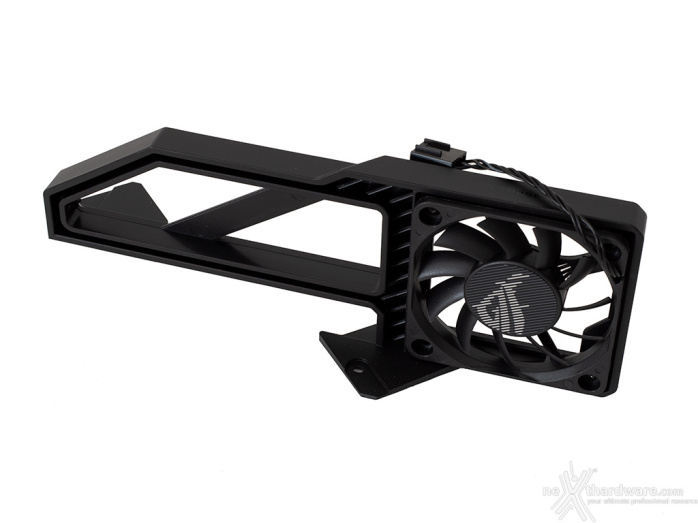 ASUS ROG CROSSHAIR X870E APEX 6. Caratteristiche peculiari 11