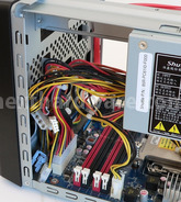 Shuttle XPC SH55J2 2. Interno 3