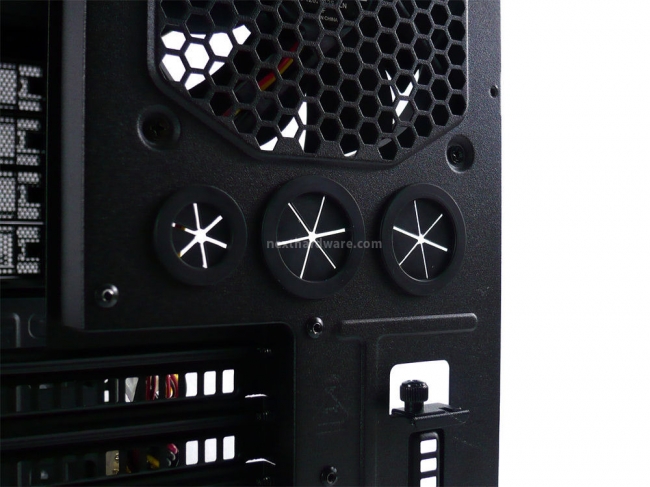 Cooler Master HAF 912 PLUS 2. Visto da vicino - Esterno - Parte 1 9