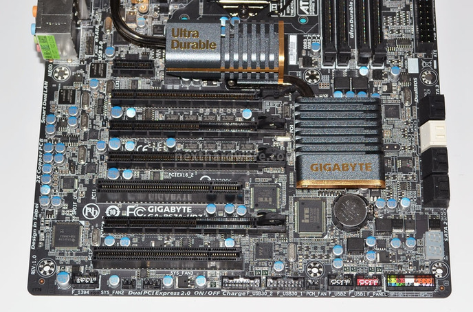 Gigabyte GA-P67A-UD7 3. NF200 - USB 3.0 - SATA 3.0 1