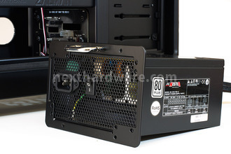Zalman GS1200 : sobria eleganza 11. Montaggio componenti 1
