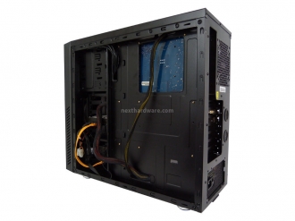 Cooler Master Silencio 550 6. Montaggio Componenti 4