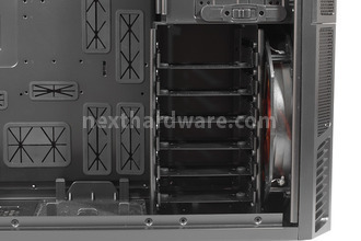 Aerocool XPREDATOR Black Edition 5. Visto da vicino - Interno - Parte Prima 4