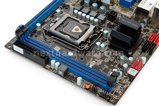 Sapphire PURE Platinum H67 2. Sapphire PURE Platinum H67 3