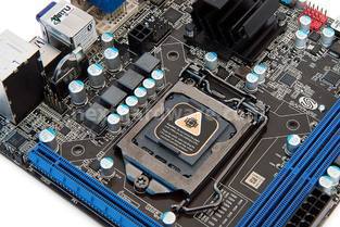 Sapphire PURE Platinum H67 2. Sapphire PURE Platinum H67 4