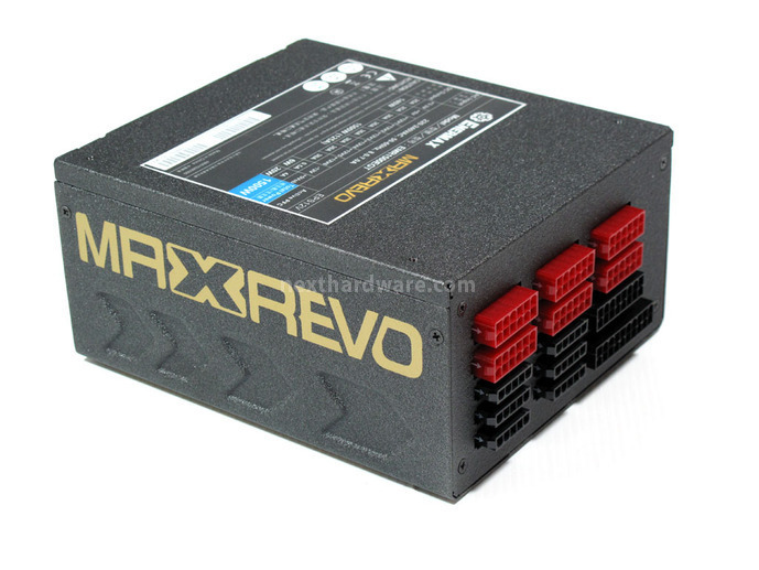 Enermax MaxRevo 1500W 2. Visto da vicino 2