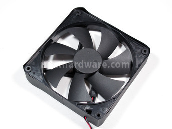 Corsair Professional Series HX1050 Watt 5. Interno: dissipatori & ventole 4