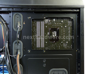 Thermaltake Chaser MK-I LCS 11. Montaggio componenti 4