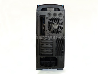 Thermaltake Chaser MK-I LCS 2. A closer look - Esterno - Prima Parte 4