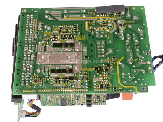 Seasonic Platinum 1000W 4. Componentistica & layout - Parte 1 6