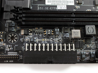 EVGA X79 Classified 3. Design PCI Express e Memorie 4