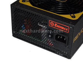 Enermax Revolution87+ 850W 2. Visto da vicino 8