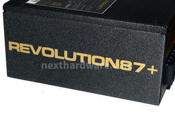 Enermax Revolution87+ 850W 2. Visto da vicino 12