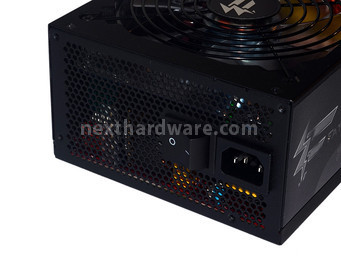 OCZ Fatal1ty 1000W 2. Visto da vicino 8