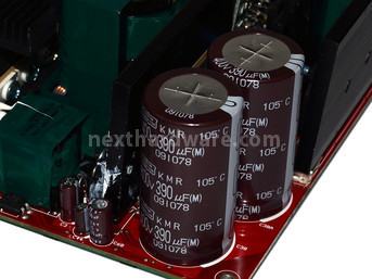 OCZ Fatal1ty 1000W 5. Componentistica & layout - Parte 2 4