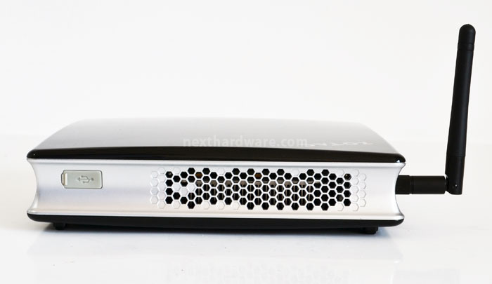 Zotac ZBOX nano XS AD11 Plus e ID80 Plus 3. Zotac ZBOX ID80 Plus - Esterno e Bundle 4