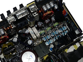 Antec HCP 1000W Platinum 5. Componentistica & layout - Parte 2 8