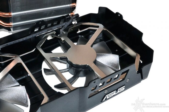 ASUS Radeon HD 7970 DirectCU II 3. Dissipatore DirectCU II 2