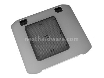 Corsair Graphite 600T Silver 4. Pannelli laterali 7