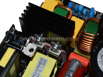 Corsair AX860i Digital 6. Componentistica & Layout - Parte 2 5