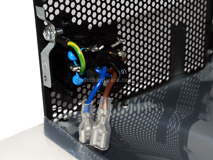 Corsair AX860i Digital 5. Componentistica & Layout - Parte 1 1