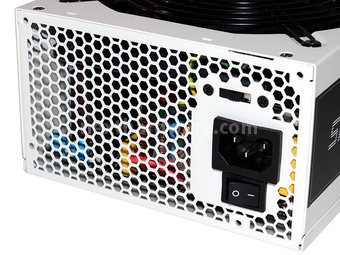 PC Power & Cooling Silencer Mk III 850W 2. Visto da vicino 5